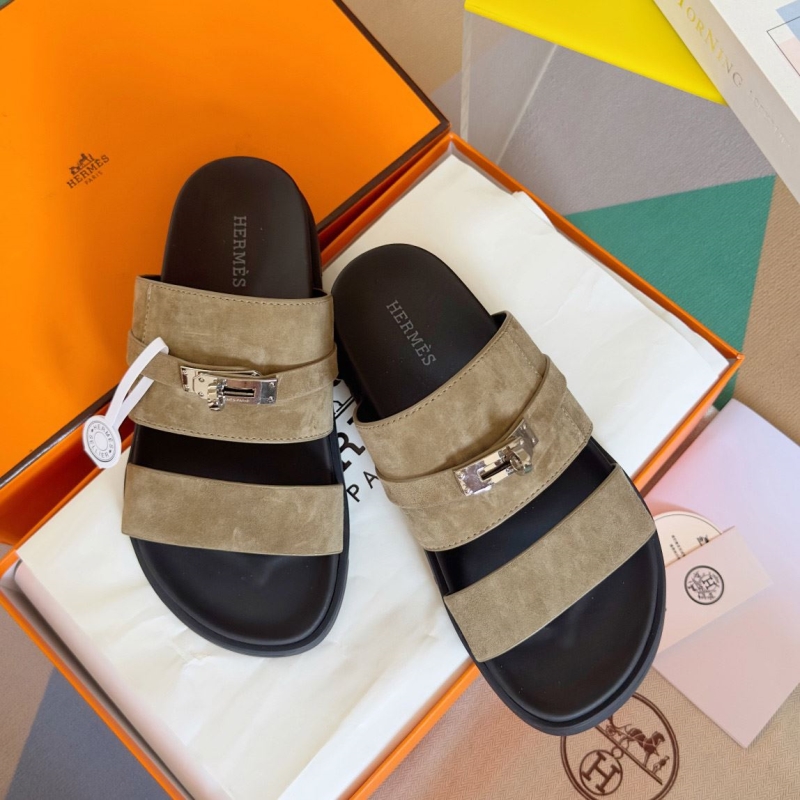 H**mes slippers